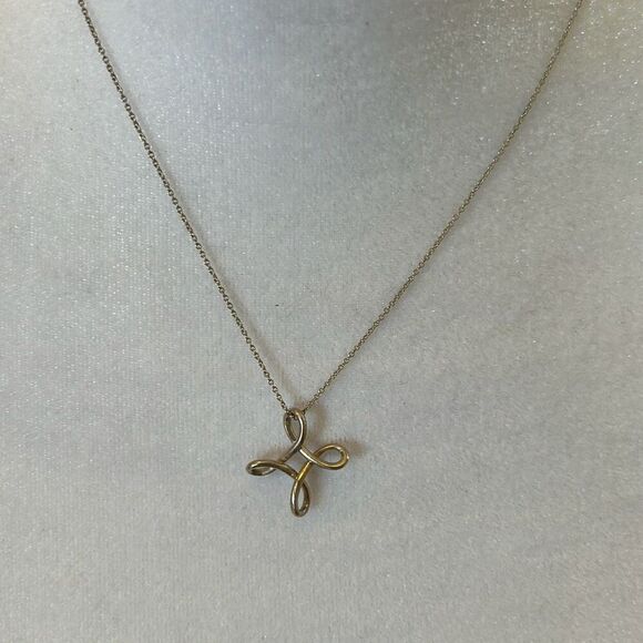 Tiffany & Co 21mm Infinity Cross Pendant Necklace 925 Sterling Silver 16" Chain - Picture 1 of 8